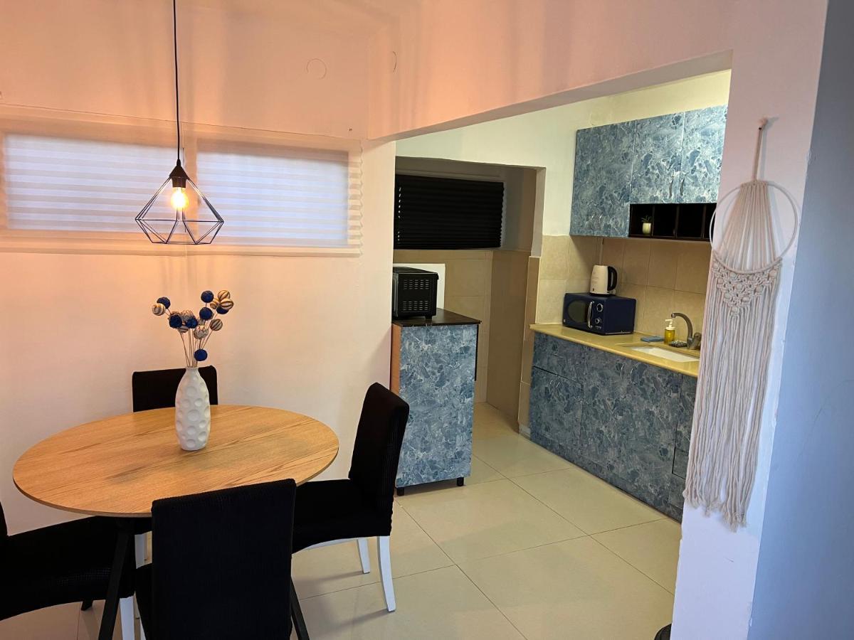 Kingdom Of The Dead Sea Crown Group Collection Apartment Neve Zohar Exterior photo