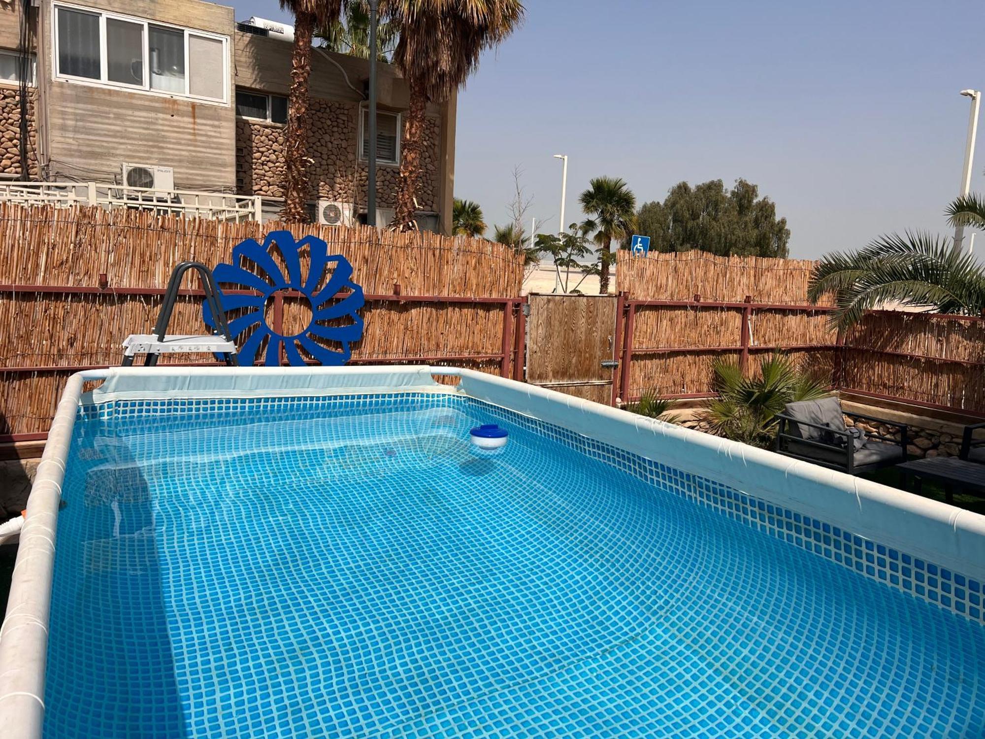 Kingdom Of The Dead Sea Crown Group Collection Apartment Neve Zohar Exterior photo